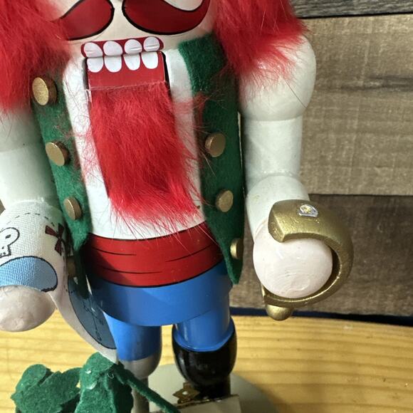 Nutcracker Village Pirate Nutcracker 12" -flaw - Picture 2 of 7